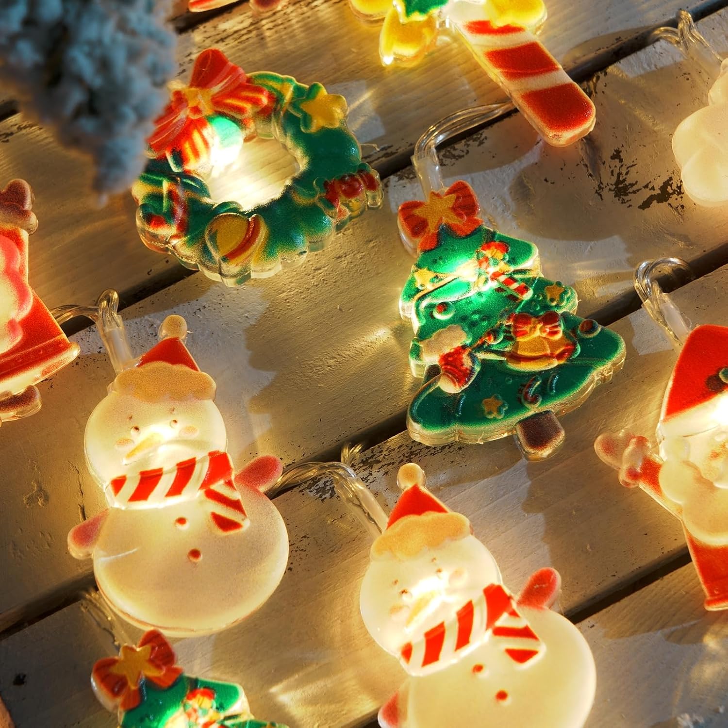 LOLStar Christmas Fairy Lights – Cozy Bedroom String Lights with Santa and Snowman Charms, Battery Operated for Mantel and Windows