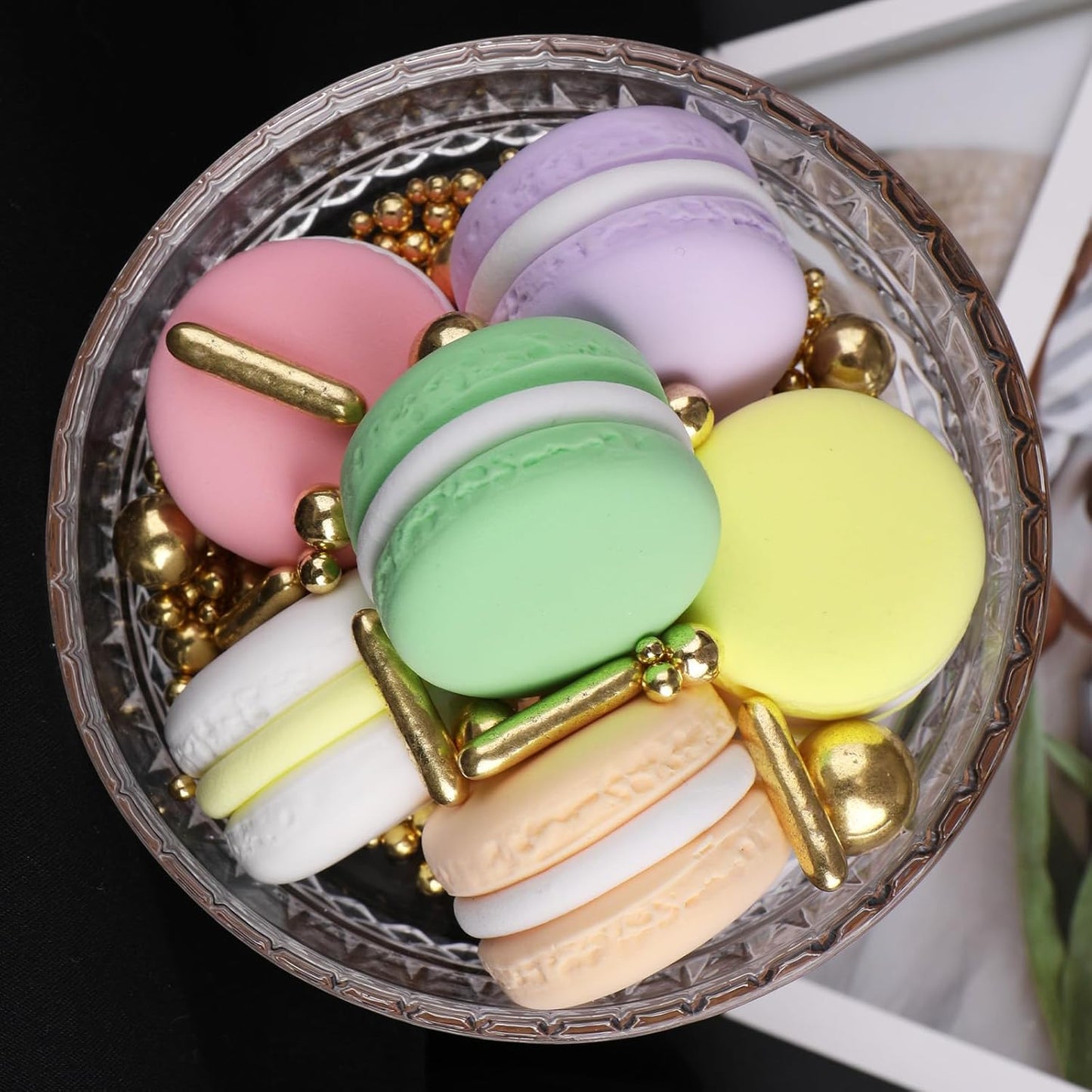 made from premium food-safe ingredients suitable for direct dessert application