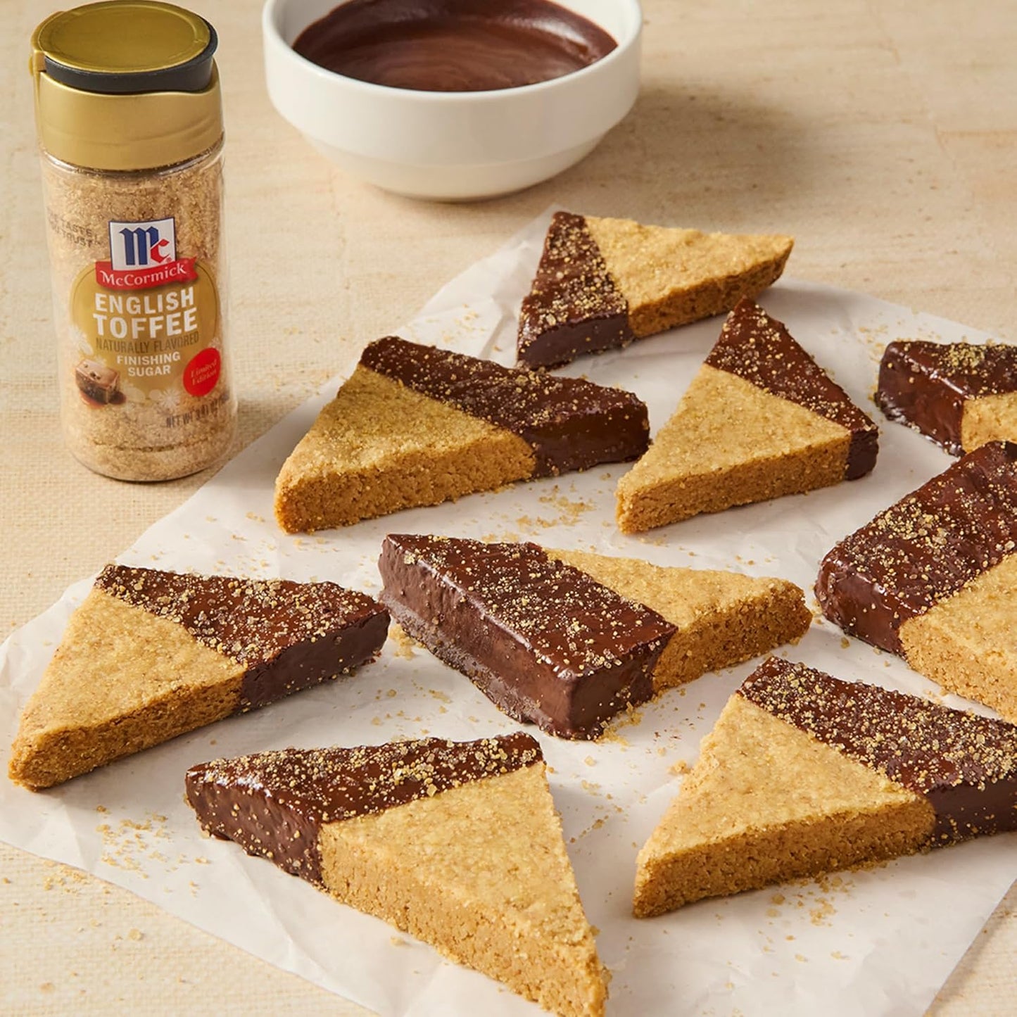McCormick Finishing Sugar – Limited Edition Holiday Hostess Gift for Women, Festive Dessert & Cocktail Topping
