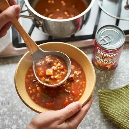 Campbell's Chunky Hearty Beef and Barley Soup, 18.8 Oz Can – Fast Heat-and-Eat Lunch for Office Breaks