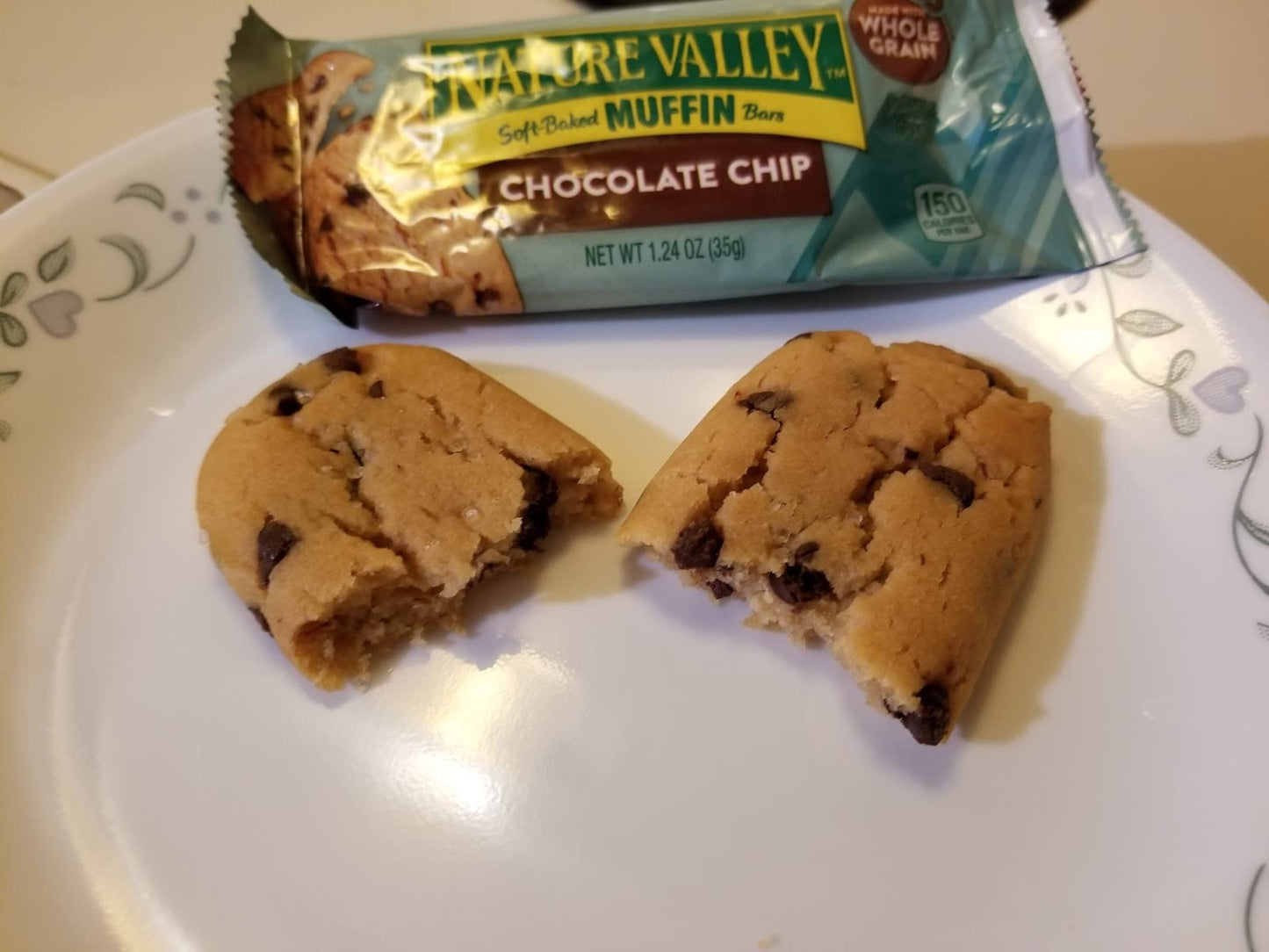 Nature Valley Soft-Baked Muffin Bars for Kids School Lunch Boxes – 10-Count Chocolate Chip Snack Bars