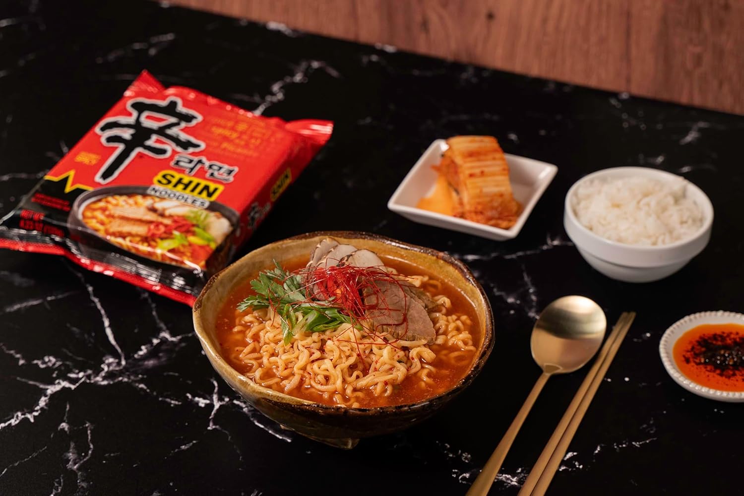 Nongshim Shin Ramyun Spicy Korean Ramen – Portable Pantry Meal for Camping Trips