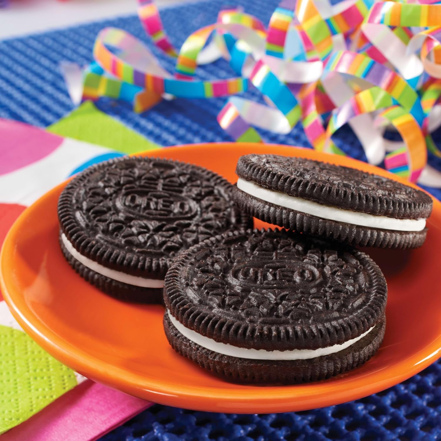OREO Chocolate Sandwich Cookies, Family Size 3-Pack – Holiday Dessert Platter Gift for Hosts, Bulk Variety