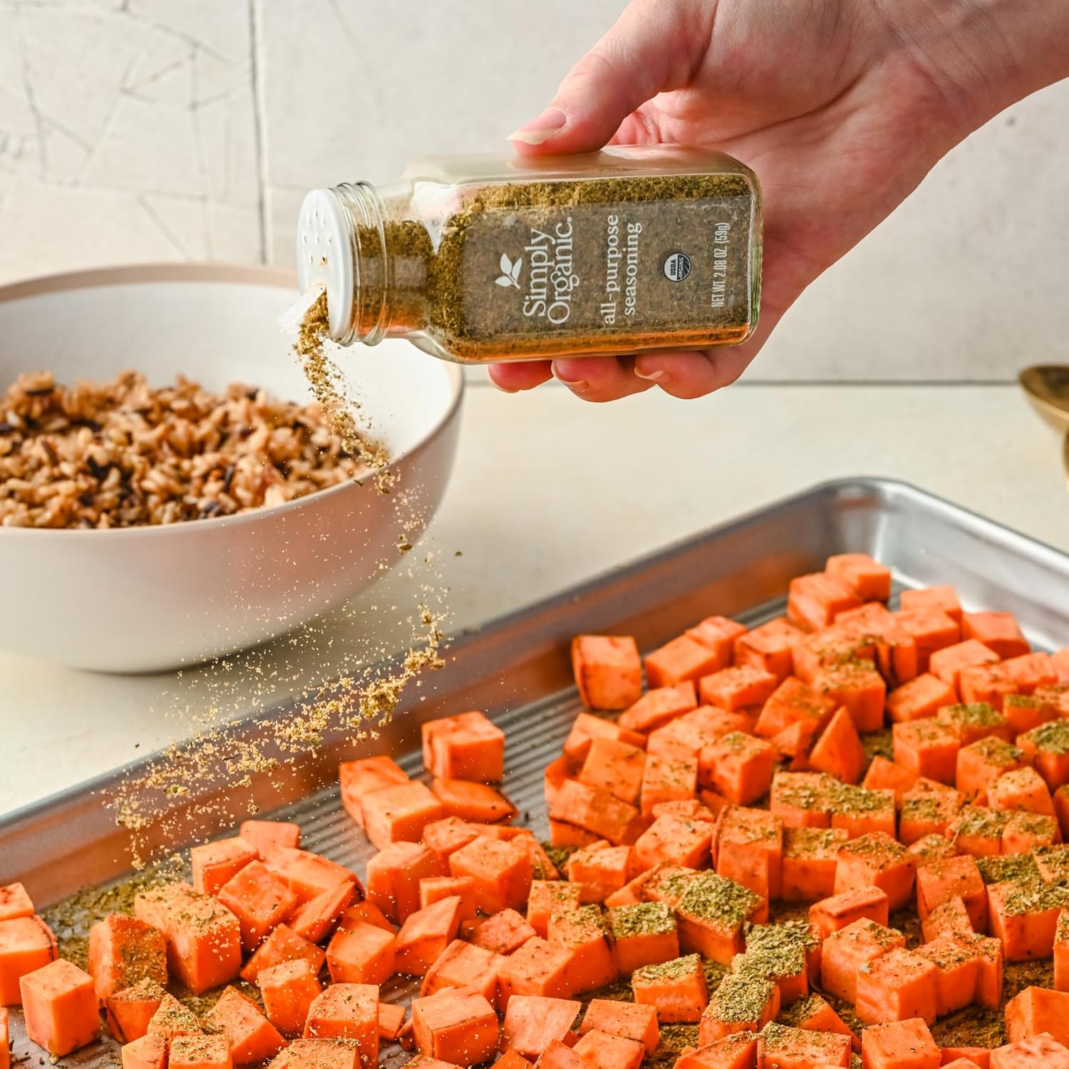 product line spans 7 organic seasoning variants covering italian, latin, and asian flavor profiles