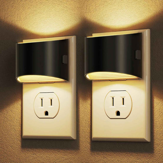 DORESshop Dusk to Dawn Night Light – Compact Side Outlet Design for Small Spaces, Effortless Ambient Light