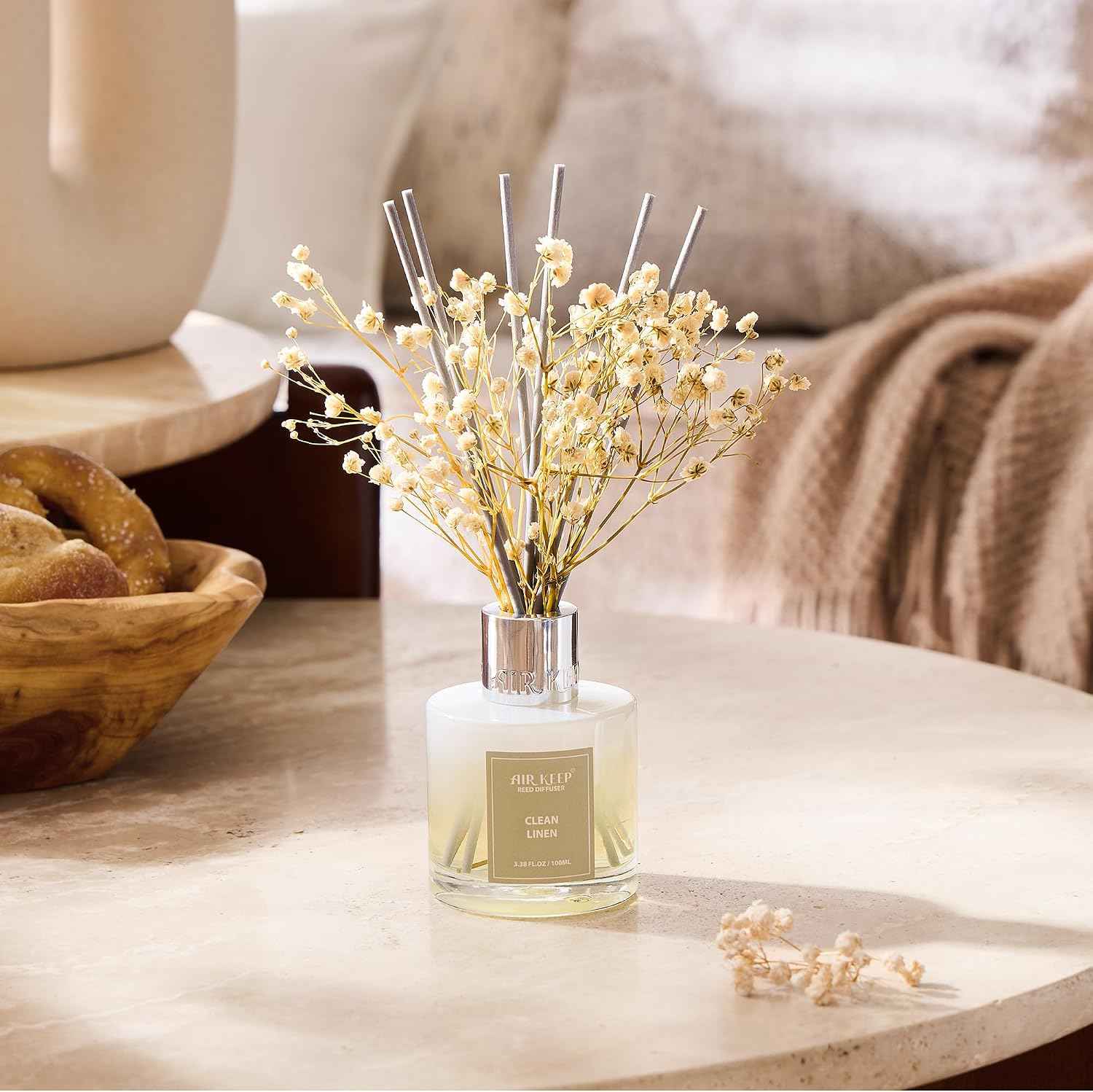 Reed Diffuser for Studio Apartment – Effortless Passive Fragrance with Simple Flip-and-Refresh Maintenance