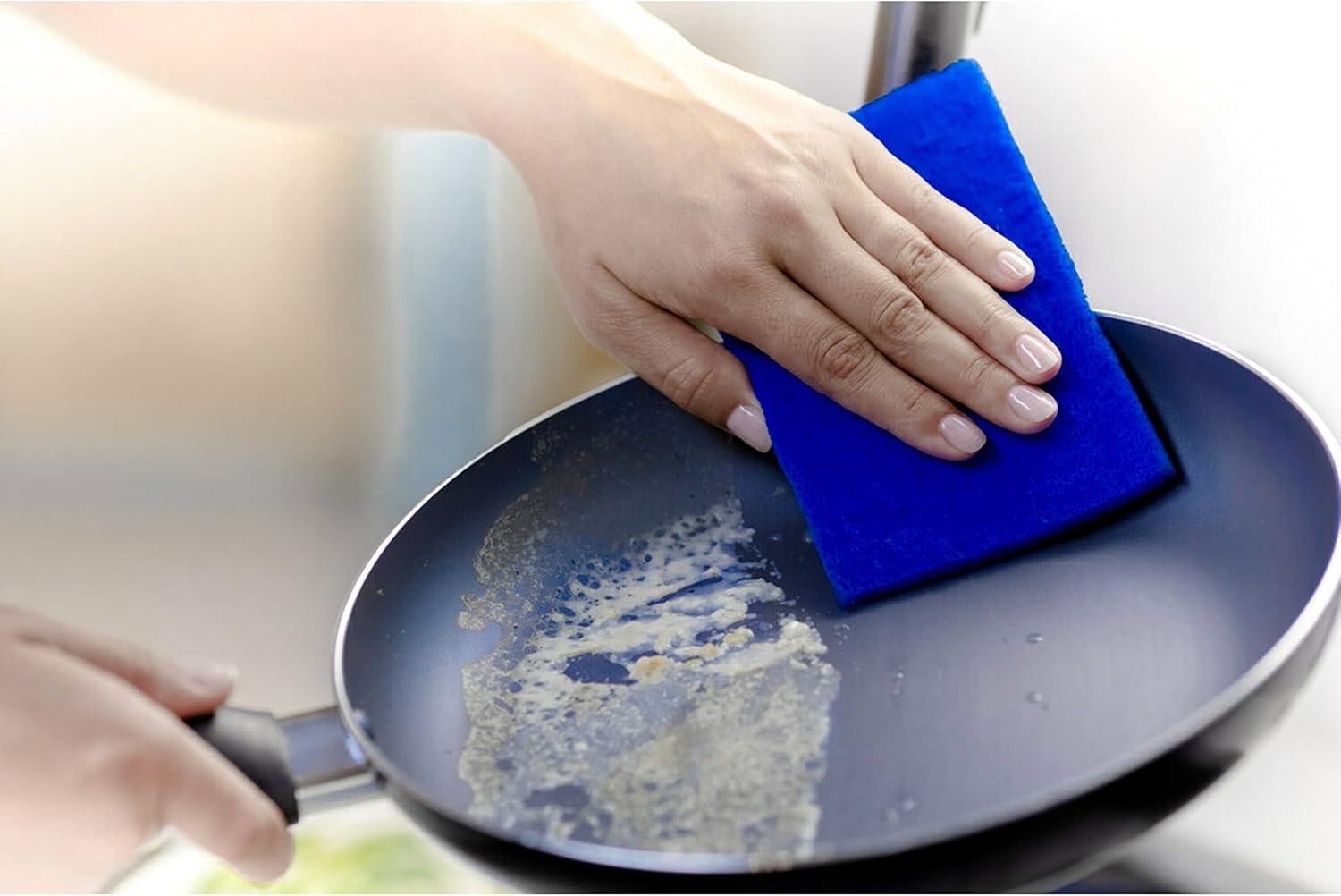 Scotch-Brite Zero Scratch Scouring Pad – Mindful Kitchen Cleaning Essential for Nonstick Pots, Glassware, and Bakeware