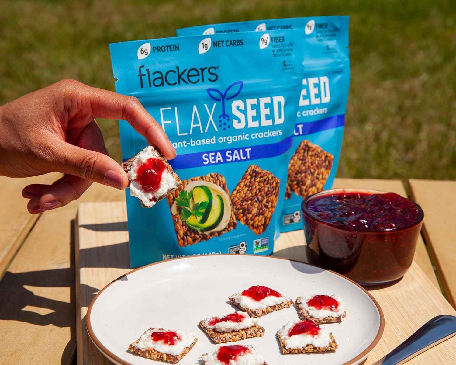 Flackers Organic Rosemary Flaxseed Crackers – 1 Net Carb Wellness Snack for Fiber-Focused Diets