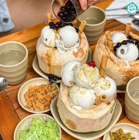 single-ingredient list: organic coconut milk extract