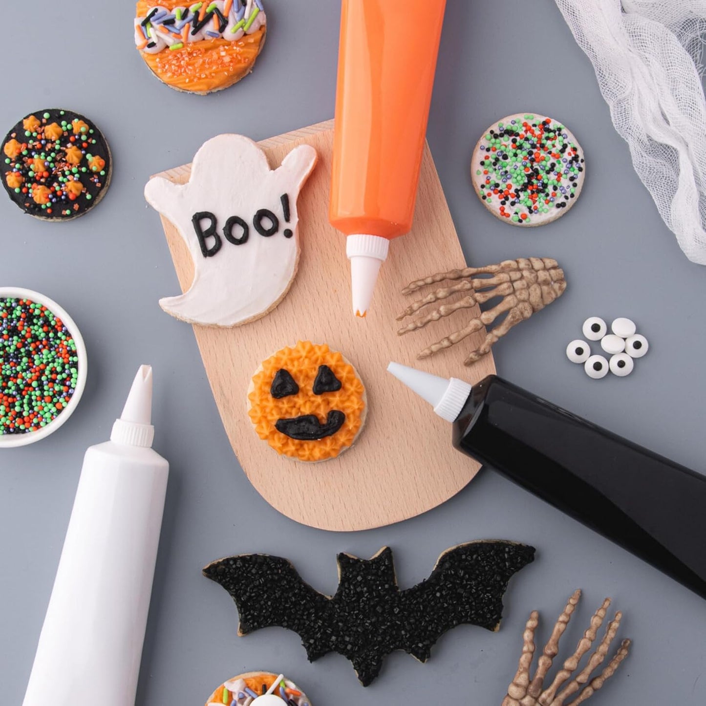 Sweets Indeed Halloween 6-Cell Sprinkle Jar – Efficient Bulk Sprinkle Variety for High-Volume Holiday Baking Sessions