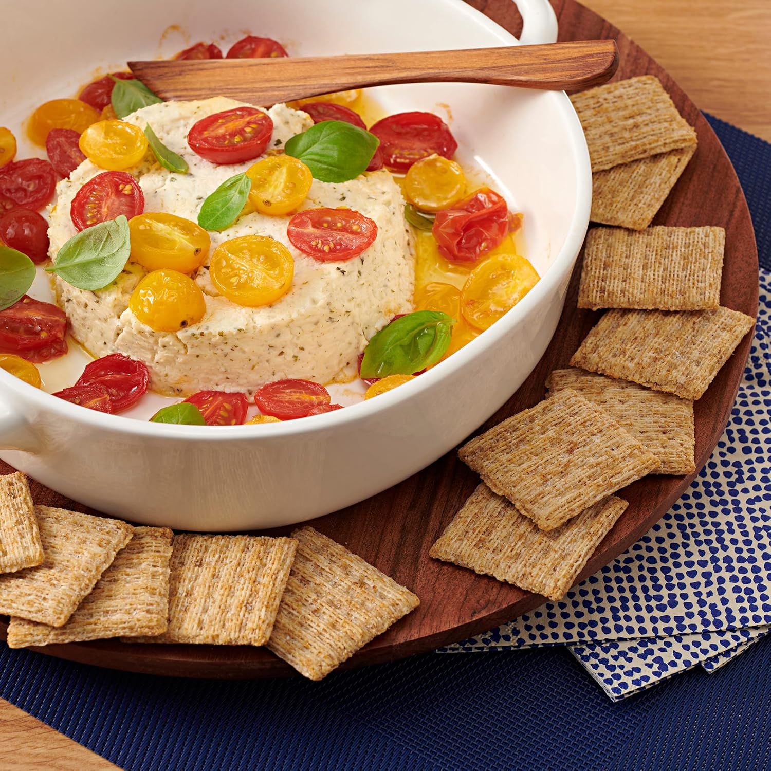 Triscuit Original Whole Grain Wheat Crackers – Durable Whole Grain Cracker for Picnics and Patio Gatherings