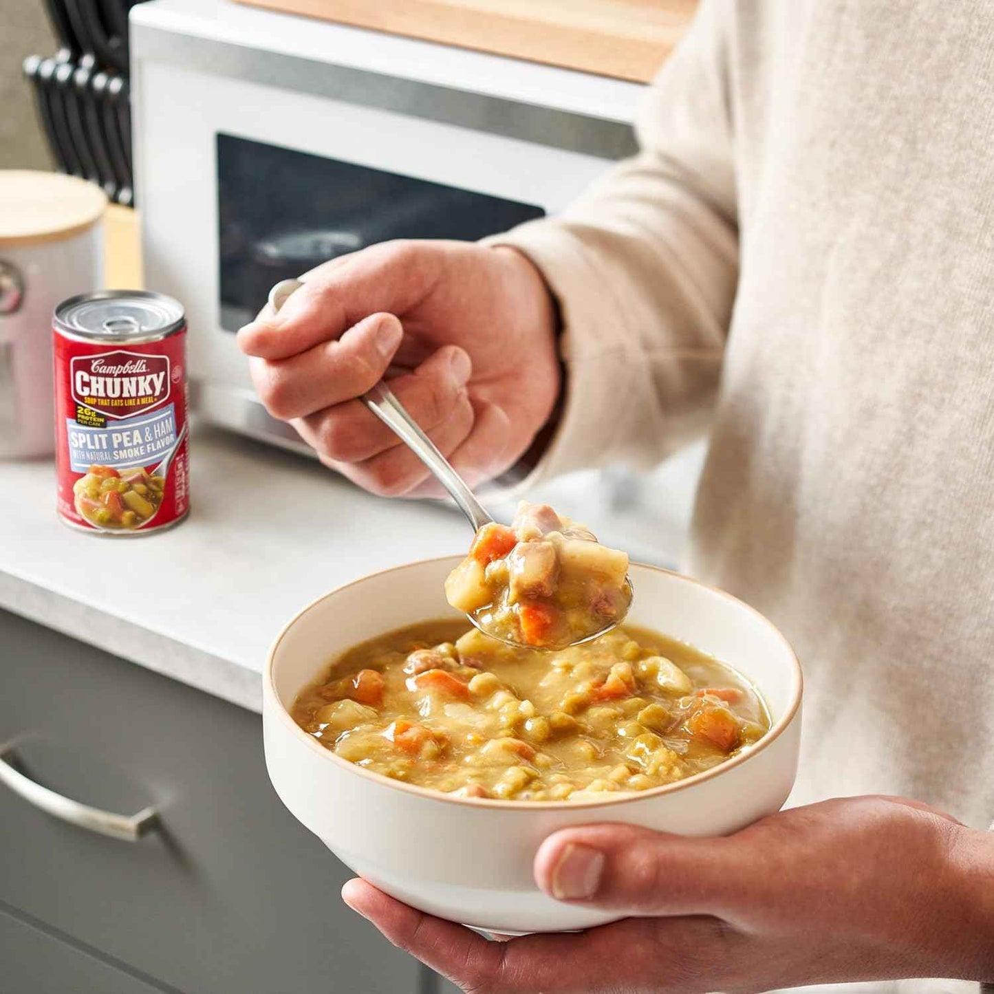 Campbell's Chunky Split Pea with Ham Soup – Shelf-Stable Backpacking Meal for Road Trips, 19 Oz
